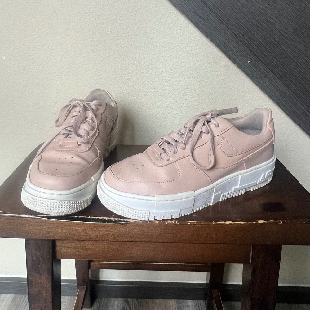 Nike Air Force 1 Pixel Sneakers Pink Leather Platform Shoes Women's Size 8